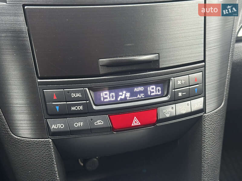 Универсал Subaru Outback 2013 в Киеве