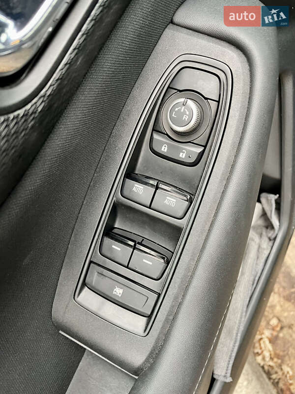 Универсал Subaru Outback 2021 в Киеве