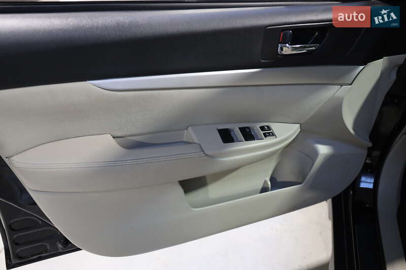 Універсал Subaru Outback 2012 в Луцьку