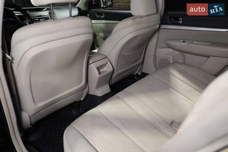 Універсал Subaru Outback 2012 в Луцьку