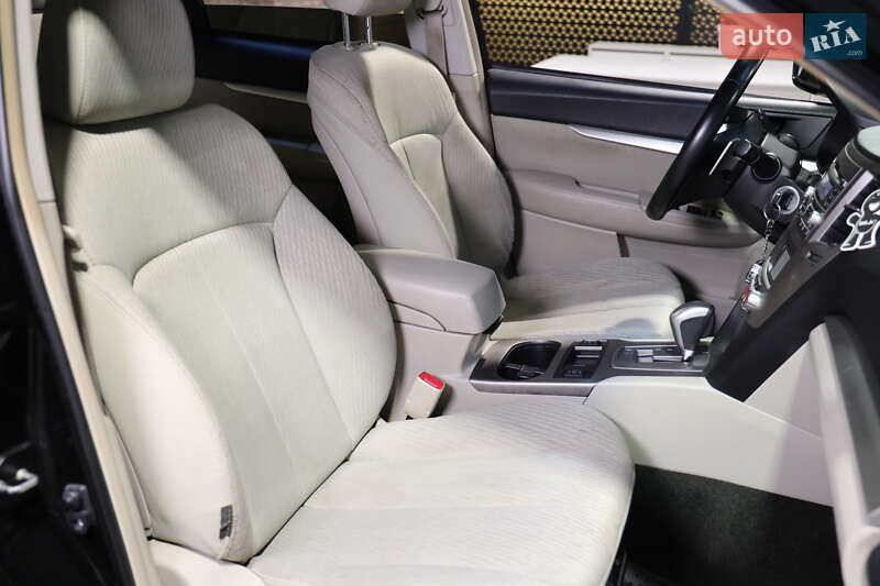 Універсал Subaru Outback 2012 в Луцьку