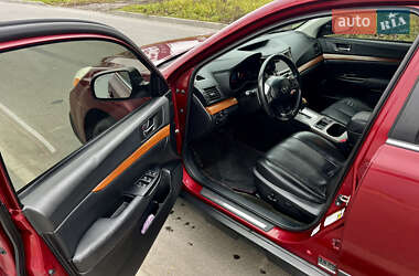 Универсал Subaru Outback 2012 в Киеве