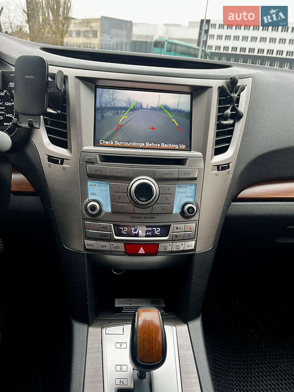 Универсал Subaru Outback 2012 в Киеве
