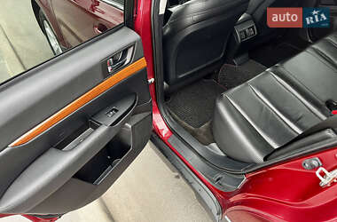 Универсал Subaru Outback 2012 в Киеве
