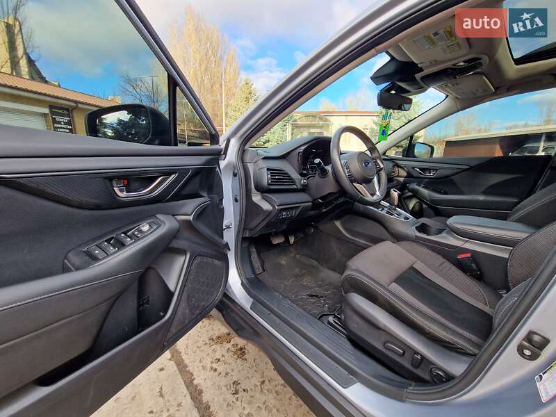 Внедорожник / Кроссовер Subaru Outback 2023 в Днепре