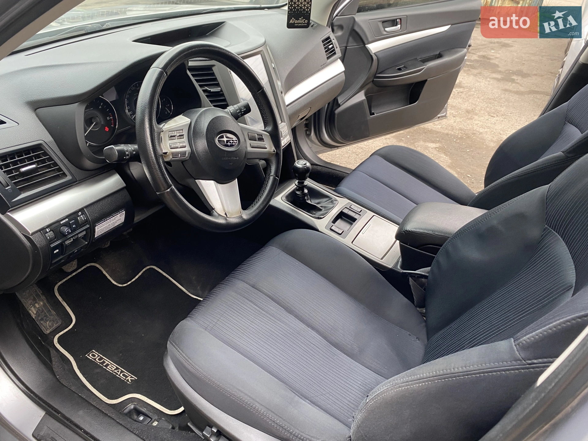 Subaru Outback 2010 VIN JF1BRDLZ1AG007004 фото оголошення 4 з 15