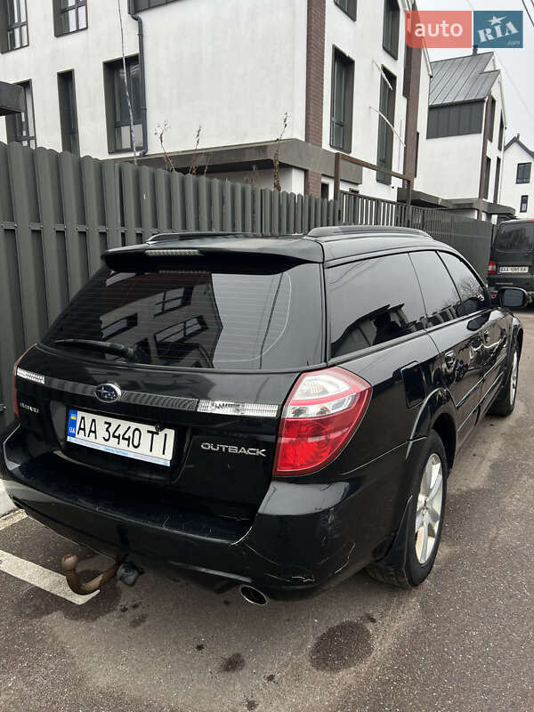Универсал Subaru Outback 2006 в Киеве