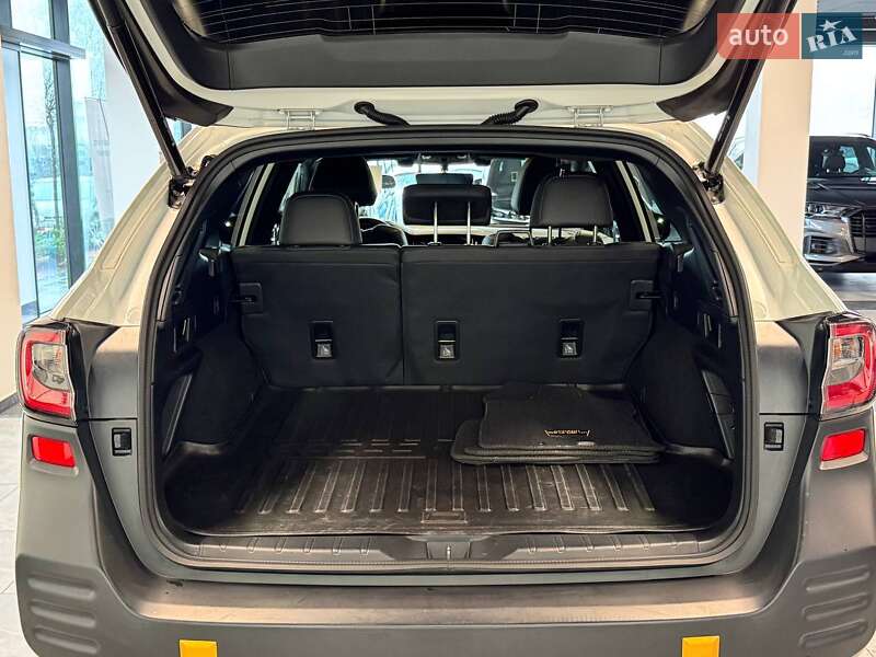 Внедорожник / Кроссовер Subaru Outback 2021 в Львове
