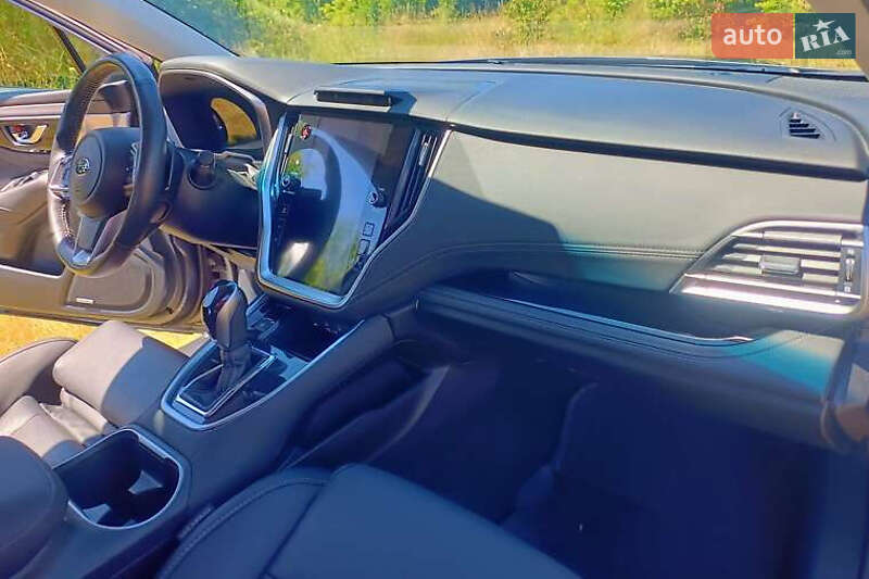 Внедорожник / Кроссовер Subaru Outback 2021 в Киеве