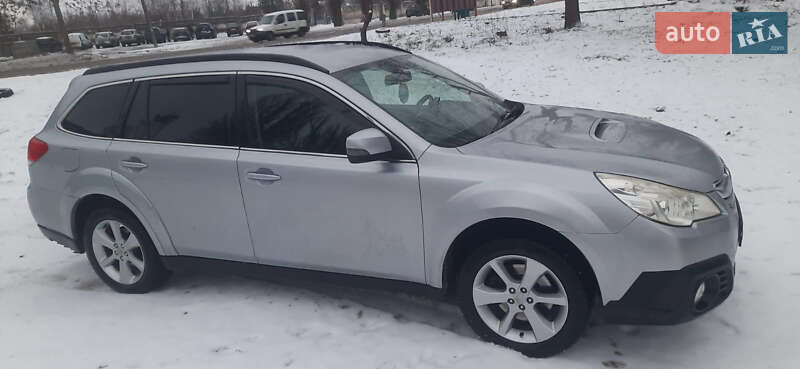 Subaru Outback 2013