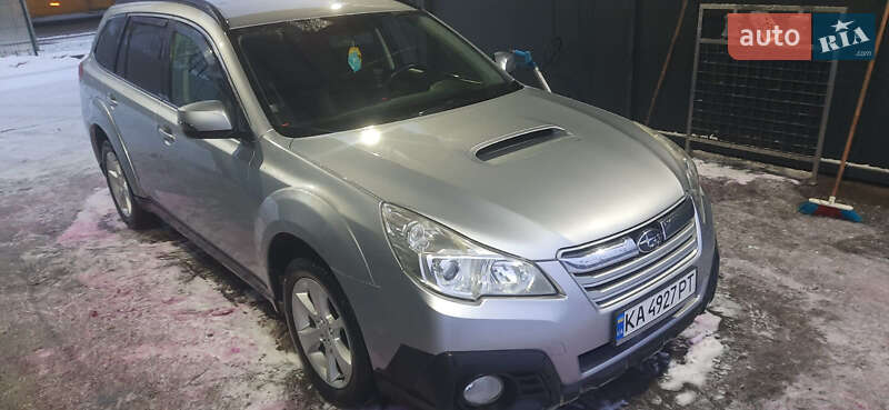 Универсал Subaru Outback 2013 в Павлограде