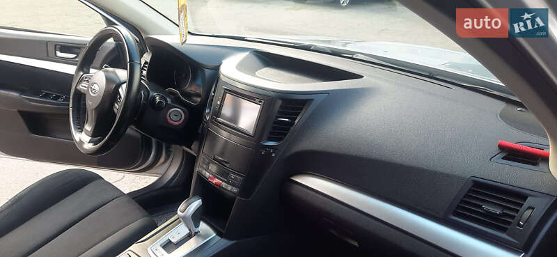 Универсал Subaru Outback 2013 в Павлограде