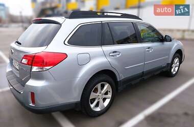 Універсал Subaru Outback 2012 в Києві