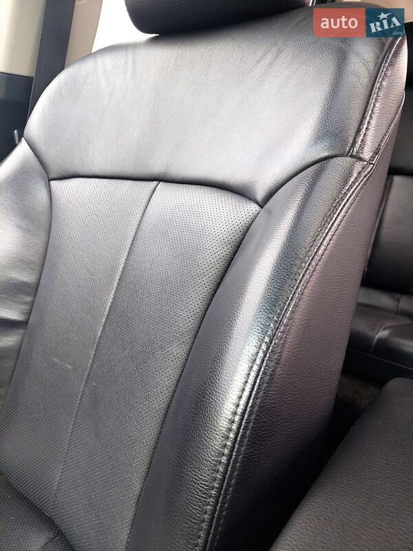 Универсал Subaru Outback 2012 в Киеве