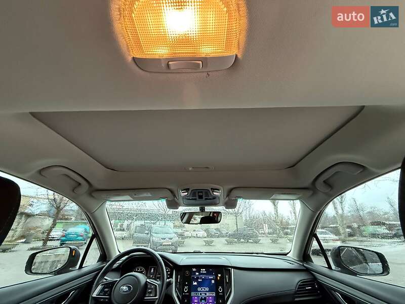 Внедорожник / Кроссовер Subaru Outback 2020 в Днепре
