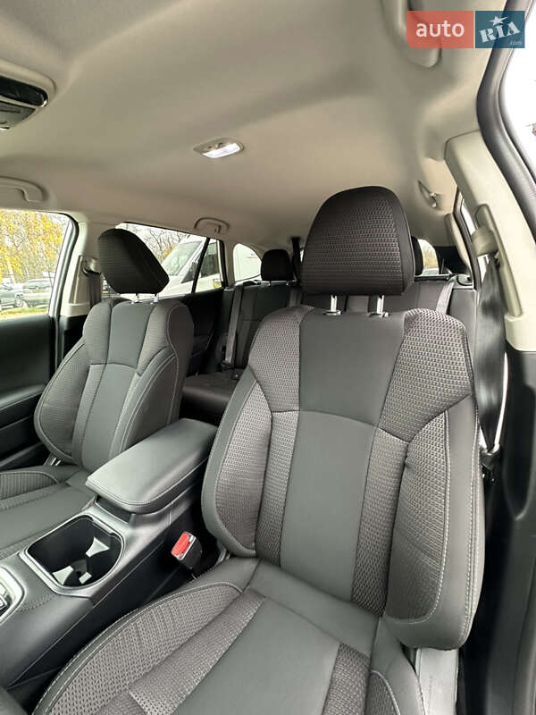 Внедорожник / Кроссовер Subaru Outback 2024 в Полтаве