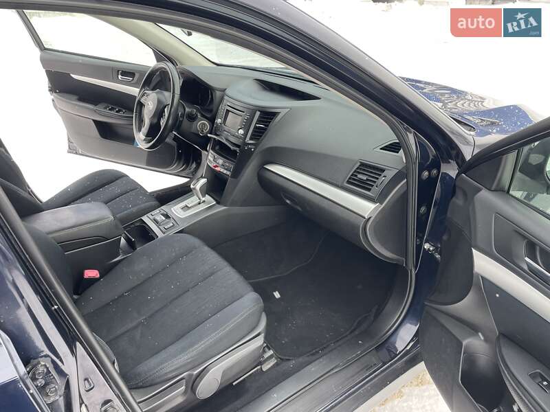 Универсал Subaru Outback 2013 в Львове