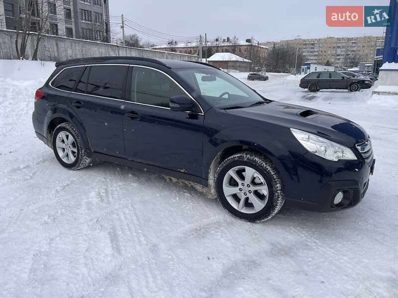 Универсал Subaru Outback 2013 в Львове