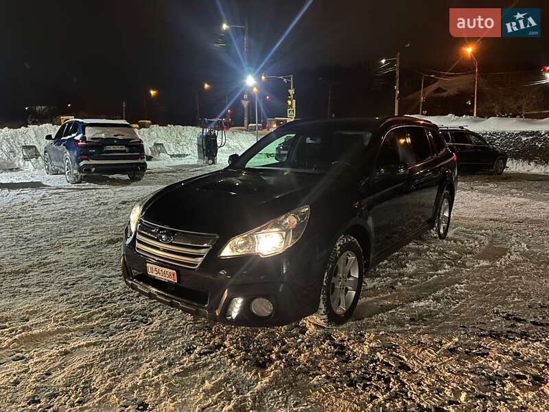Универсал Subaru Outback 2013 в Львове