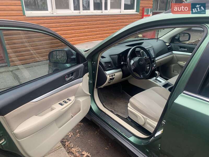 Универсал Subaru Outback 2013 в Умани