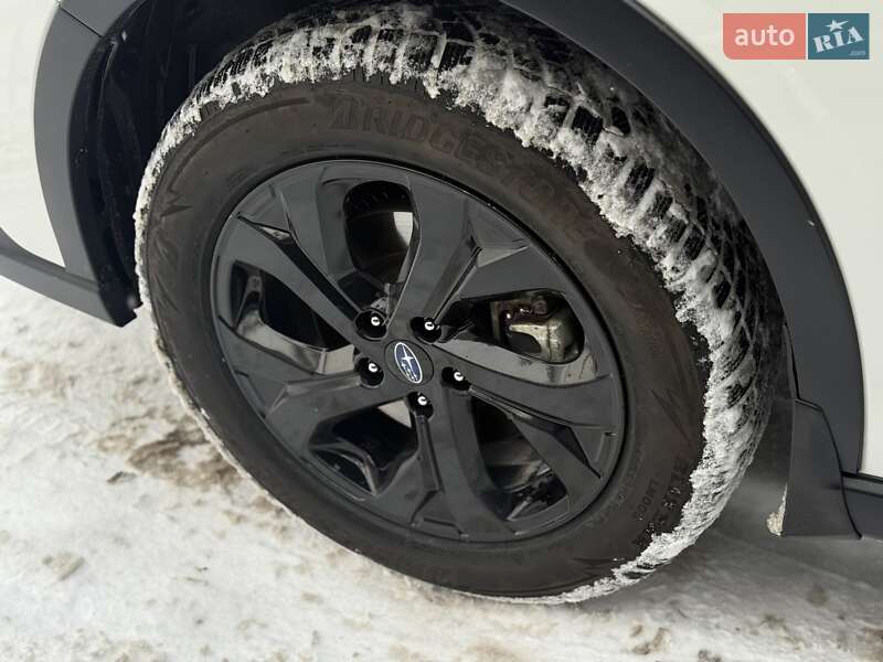 Универсал Subaru Outback 2021 в Киеве