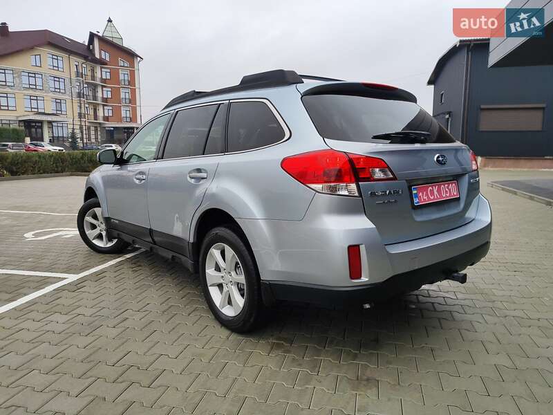 Универсал Subaru Outback 2013 в Шептицькому
