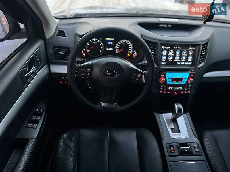 Универсал Subaru Outback 2013 в Киеве