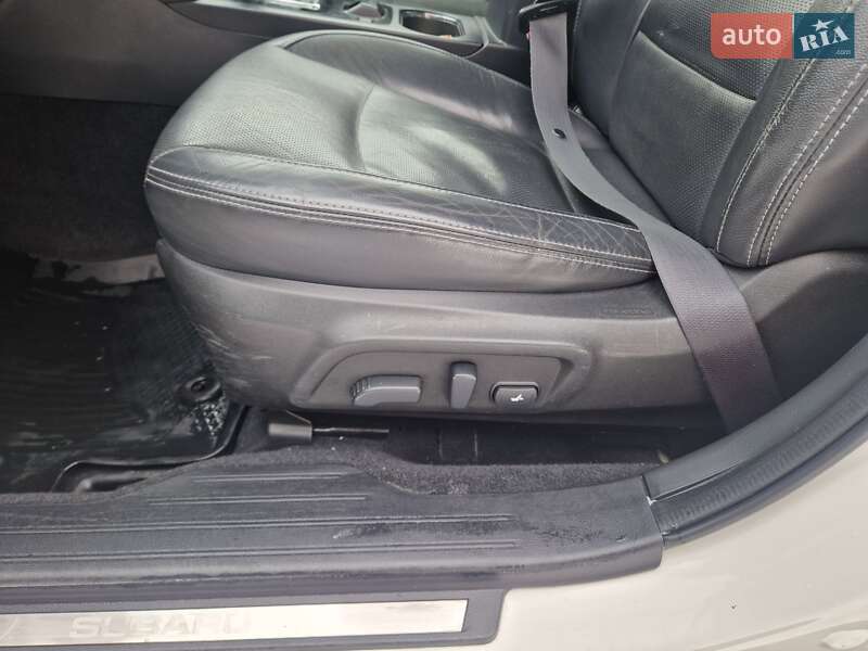 Универсал Subaru Outback 2015 в Виноградове