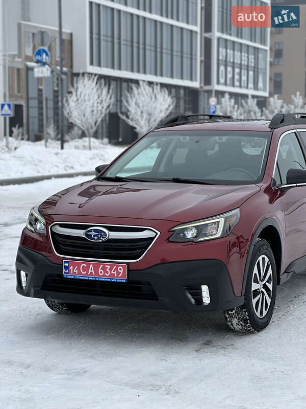 Внедорожник / Кроссовер Subaru Outback 2022 в Ровно