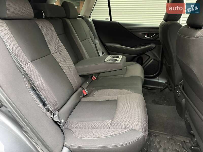 Универсал Subaru Outback 2019 в Киеве фото 13 Универсал Subaru Outback 2019 в Киеве