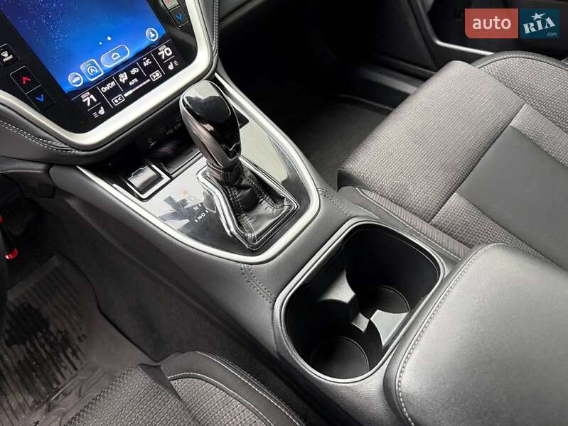 Универсал Subaru Outback 2019 в Киеве фото 27 Универсал Subaru Outback 2019 в Киеве