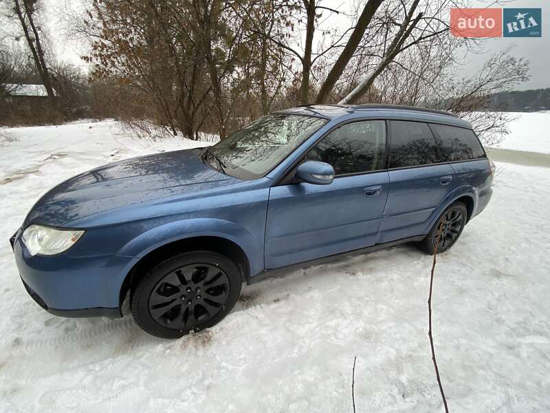 Универсал Subaru Outback 2008 в Киеве