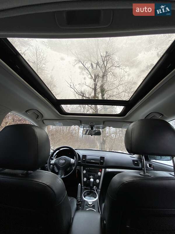 Универсал Subaru Outback 2008 в Киеве