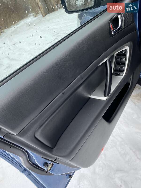 Универсал Subaru Outback 2008 в Киеве