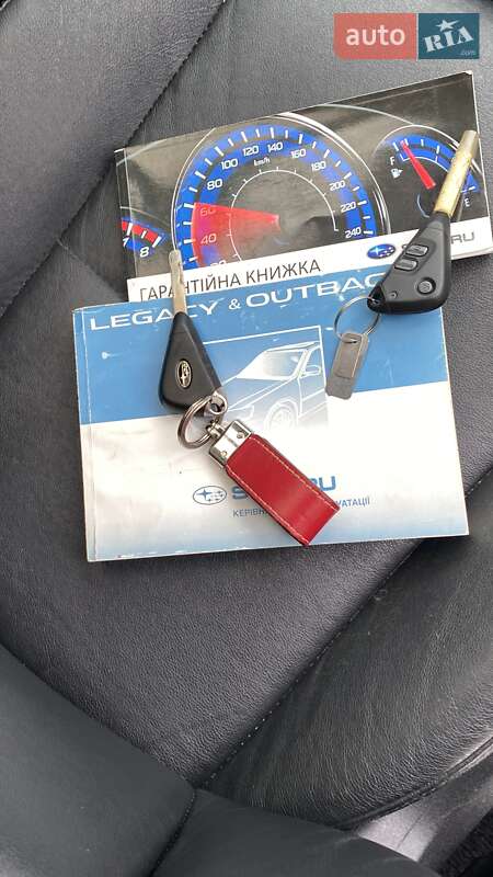 Универсал Subaru Outback 2008 в Киеве