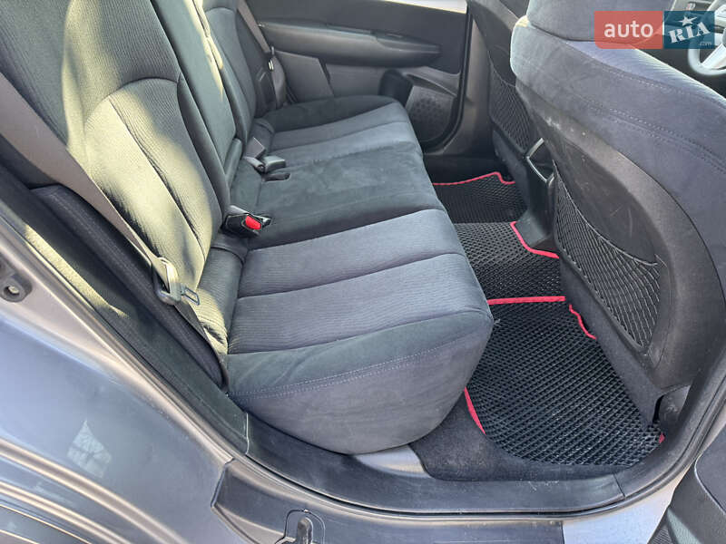 Універсал Subaru Outback 2010 в Житомирі