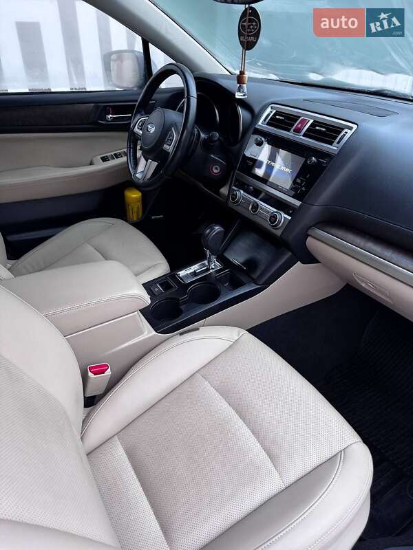 Универсал Subaru Outback 2015 в Кропивницком