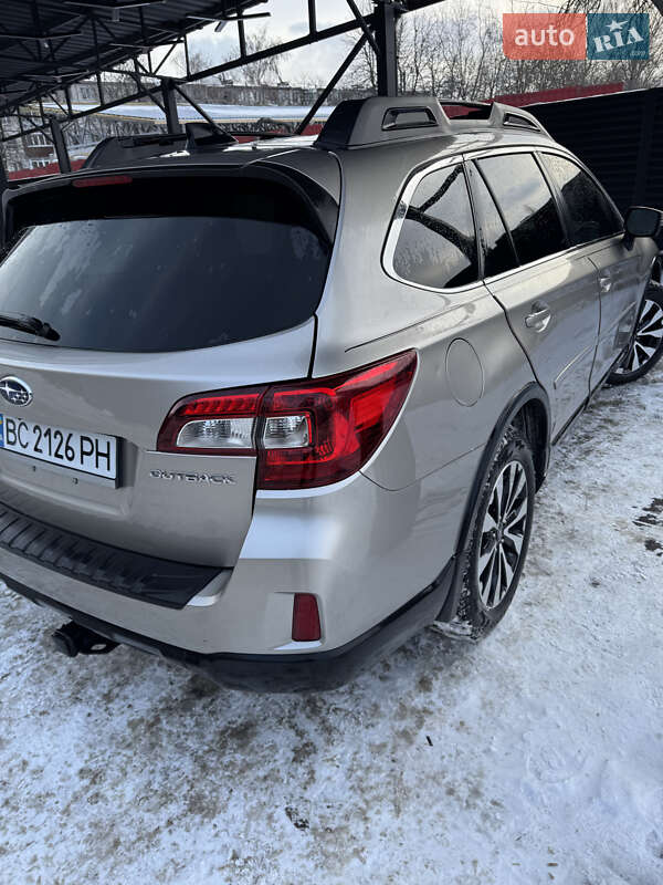 Универсал Subaru Outback 2015 в Черкассах