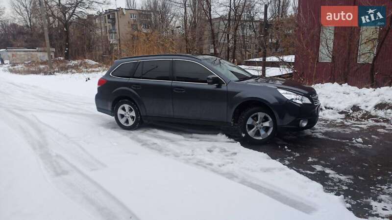 Универсал Subaru Outback 2011 в Днепре
