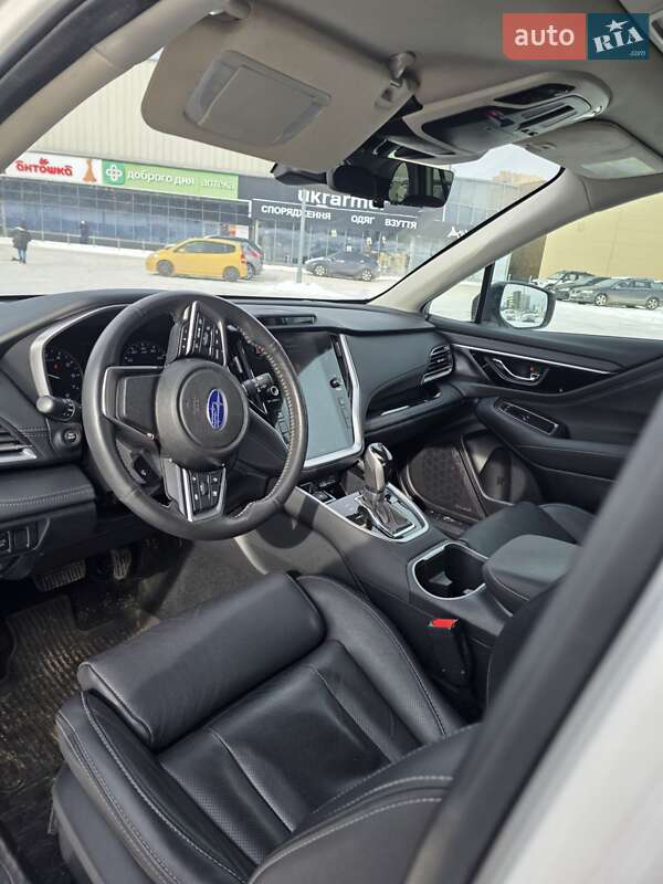 Внедорожник / Кроссовер Subaru Outback 2023 в Киеве