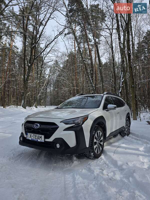 Внедорожник / Кроссовер Subaru Outback 2023 в Киеве