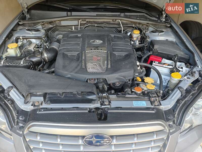 Універсал Subaru Outback 2008 в Києві