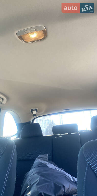 Універсал Subaru Outback 2017 в Львові фото 24 Універсал Subaru Outback 2017 в Львові