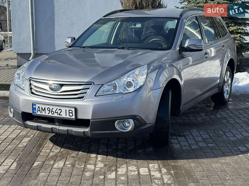 Subaru Outback 2010