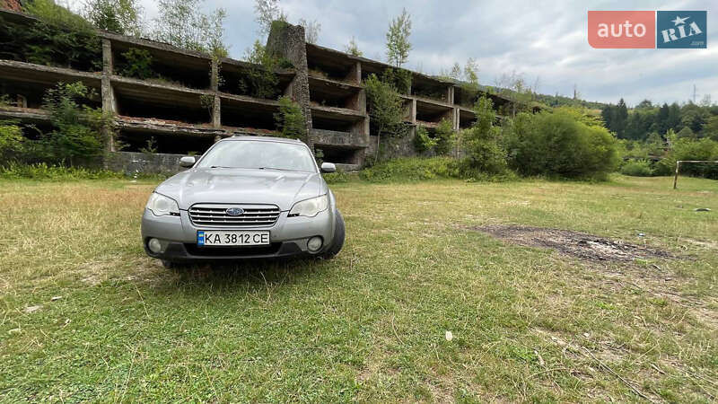 Універсал Subaru Outback 2007 в Києві