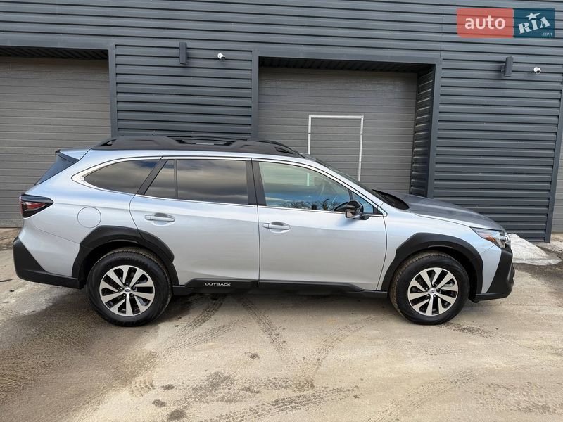 Универсал Subaru Outback 2022 в Киеве
