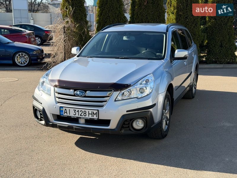 Универсал Subaru Outback 2012 в Киеве