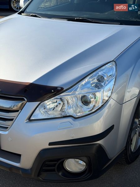 Универсал Subaru Outback 2012 в Киеве