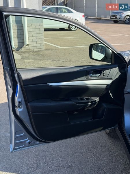 Универсал Subaru Outback 2012 в Киеве