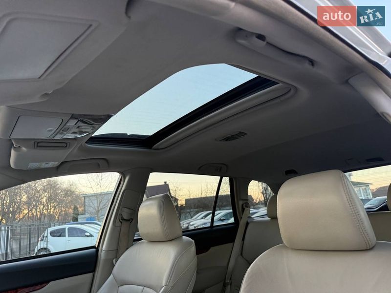 Універсал Subaru Outback 2011 в Хмельницькому